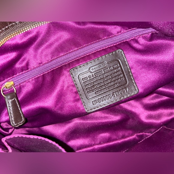 Coach Brown and Black Signature Bag - Picture 10 of 12